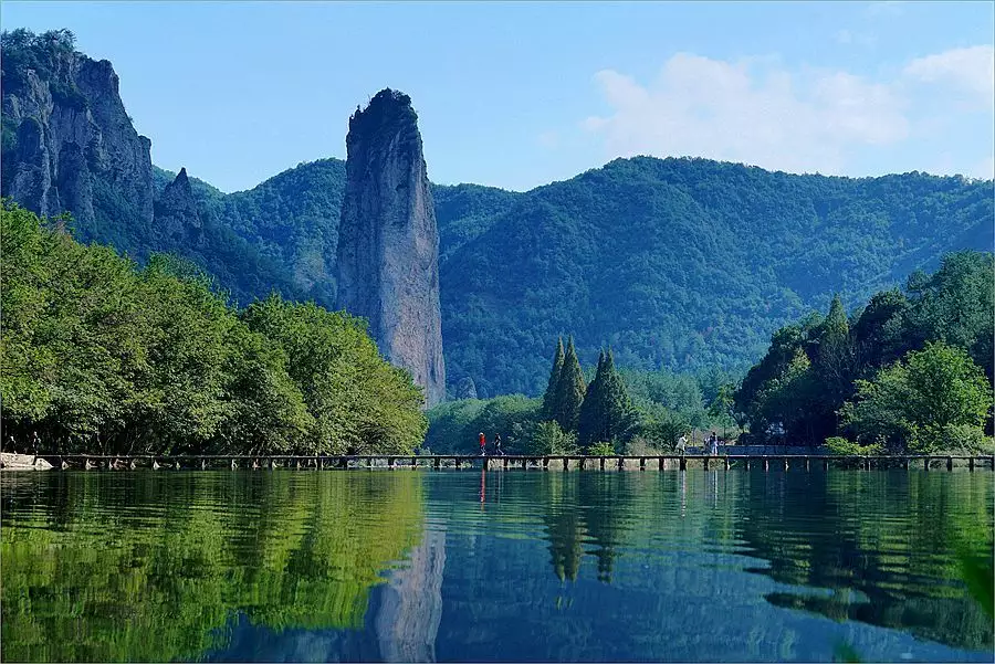 6、真實山水風景圖片大全:財富愚意的山水風景圖片大全