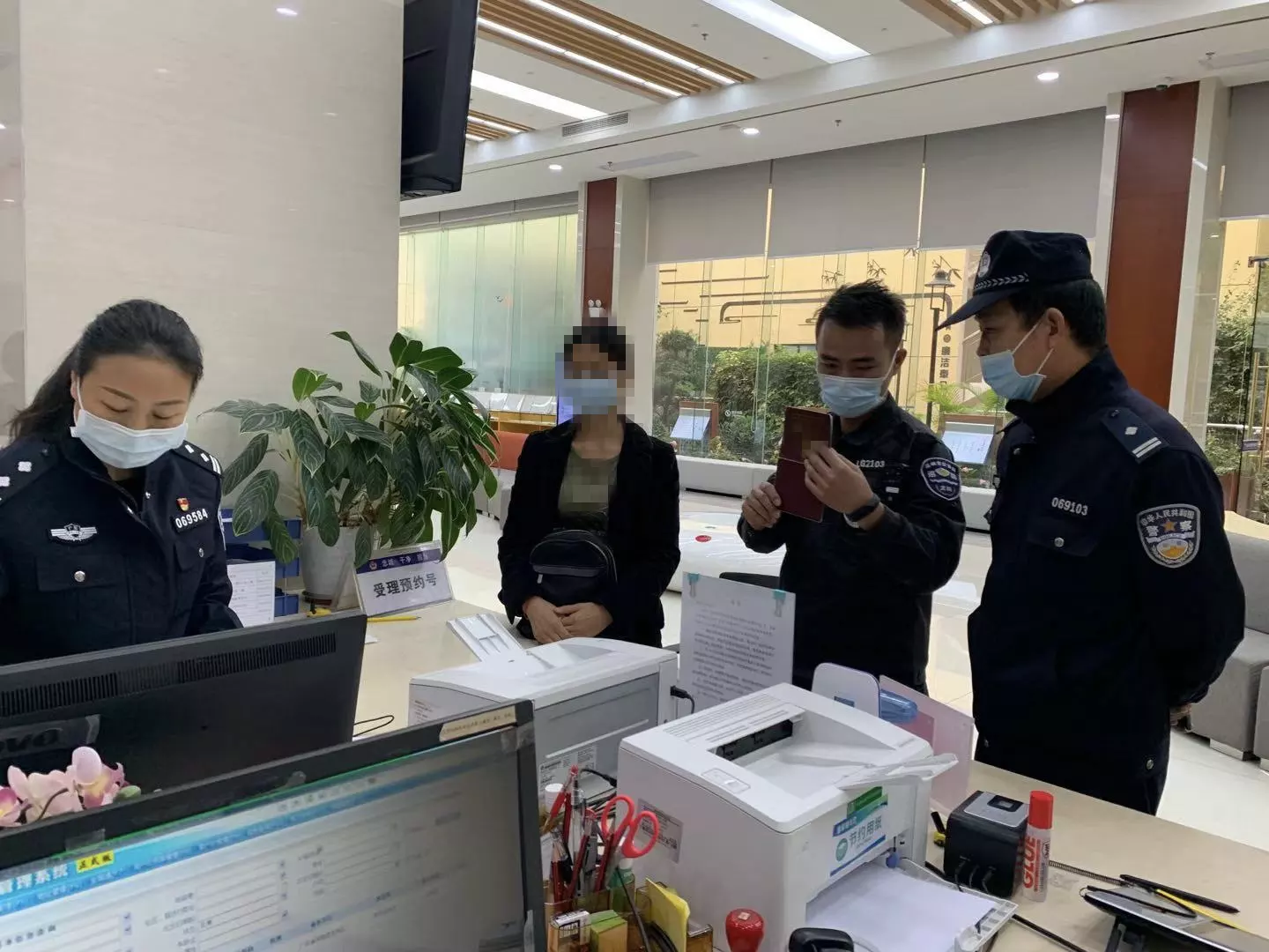 3、原結婚證證號碼和姓名和新的號碼不一樣系統能查到嗎？
