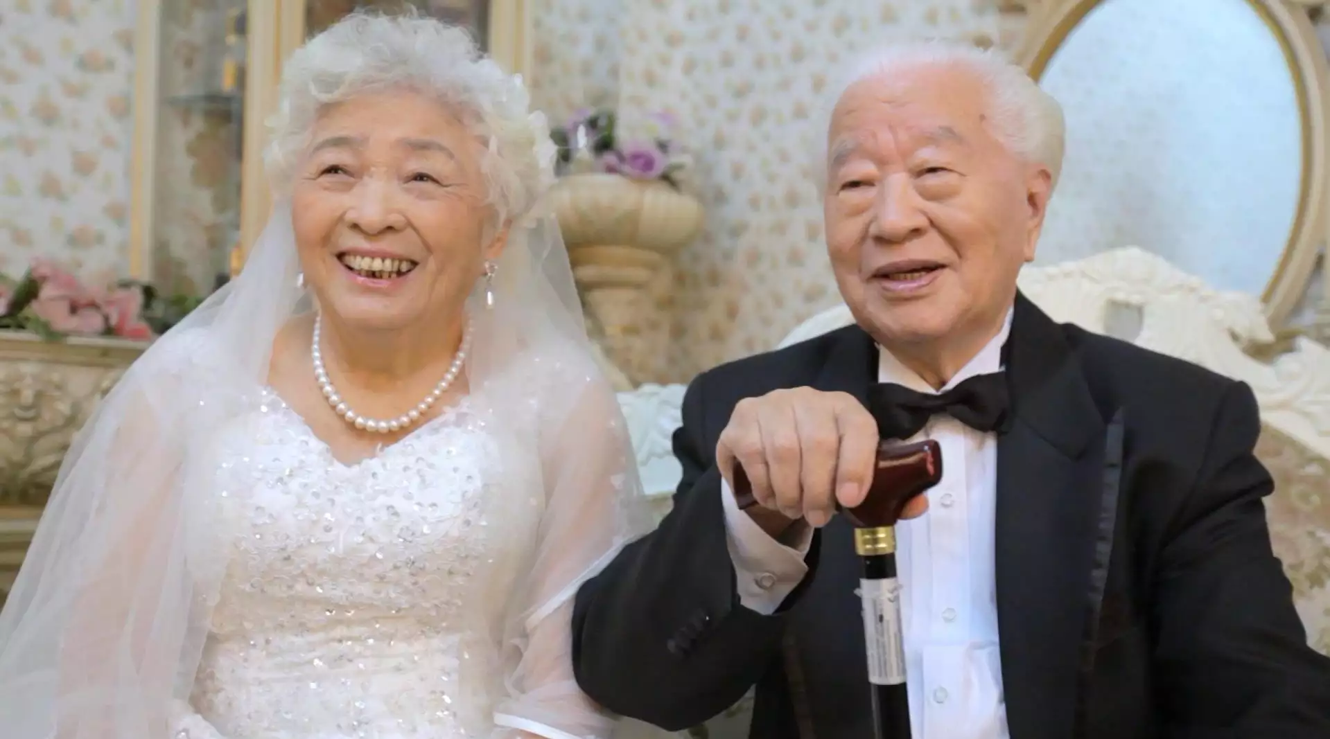 1、女的68年男的70年可以婚配嗎:年屬猴女能與年屬豬男相婚配馬