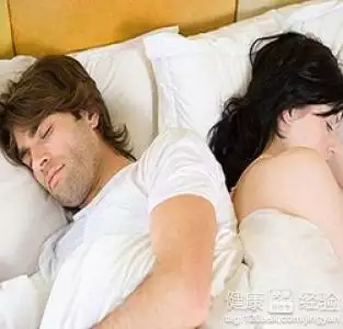 懷男孩是不是測出來早些：懷女孩測出來早還是懷男孩測出早