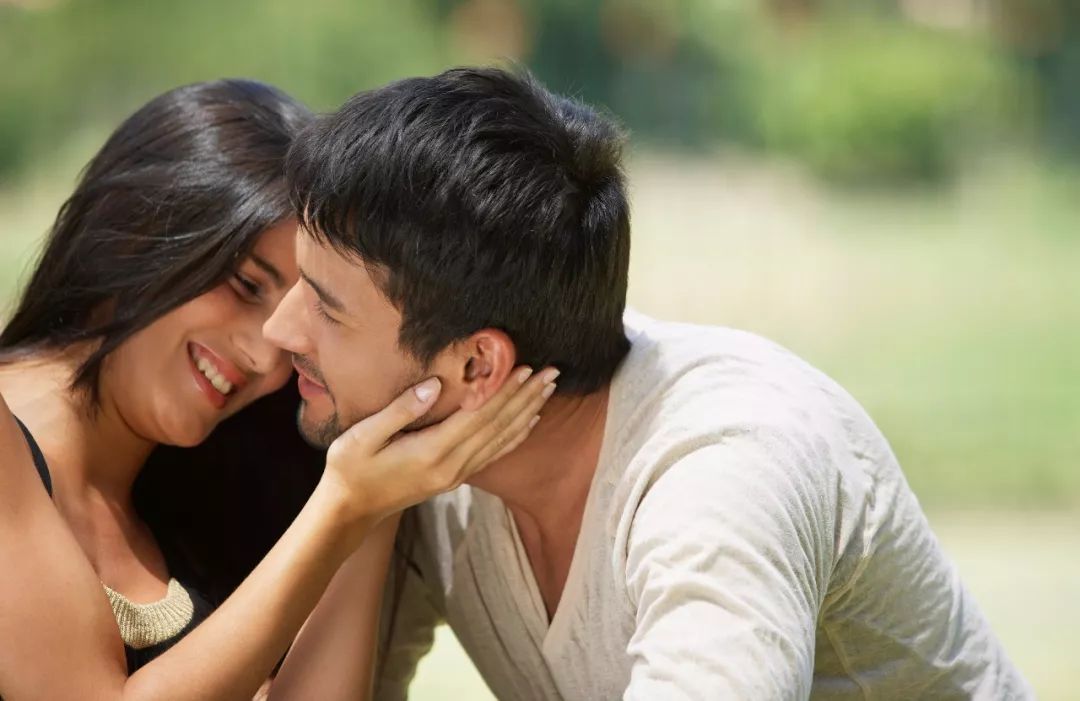 8、已婚男子最先厭煩情人的显示:已婚男愛上情人的显示有哪些 男子會畏懼失去情人嗎