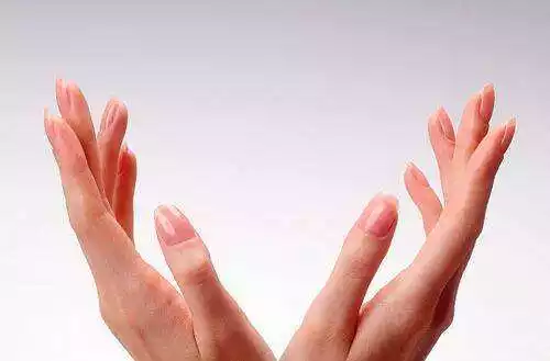 7、算命說早婚是指多少歲:多大年齡算早婚？多大年紀算晚婚？