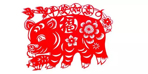 屬相里屬雞男跟屬豬女合適嗎：屬雞和屬虎的生肖能相合嗎?