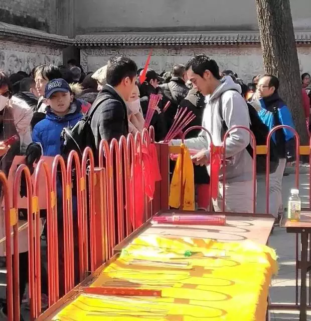 6、燒香看婚姻可以相信嗎:燒香看婚事准嗎