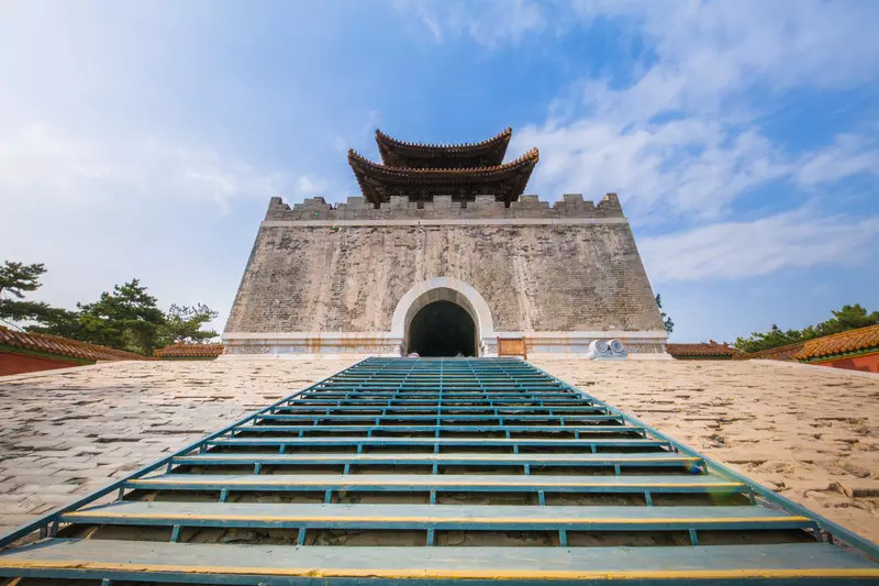腳下來的人是什麼屬相：國史通鑒中普天之下指的是什麼？