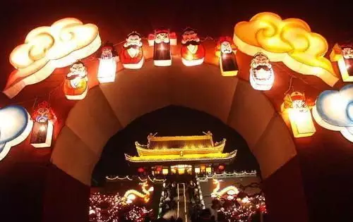 正月十五蒸屬相點燈的緣故原由：《正月十五夜〉