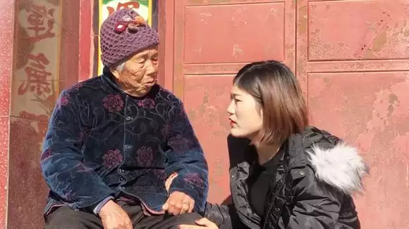 1、75歲的夫妻幾天一次:夫妻幾天一次