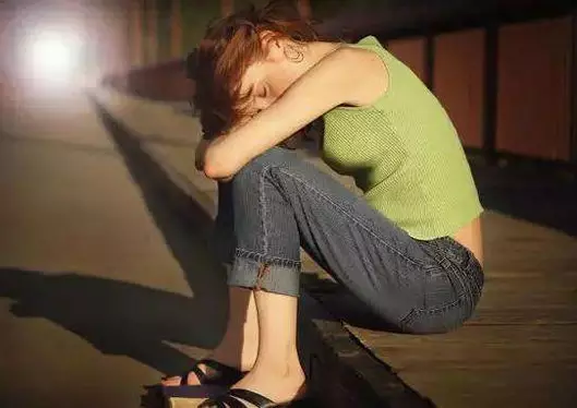 4、男子出軌統一個女人是有情緒嗎:出軌統一個男子四年多的女人和情人有情緒嗎？