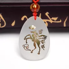 1、屬馬的佩戴什麼運氣好:屬馬戴什麼玉