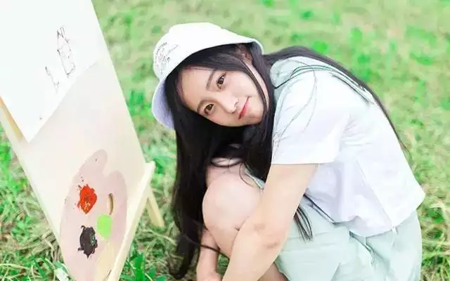 屬牛女和屬牛女屬相合不合：屬猴女的跟屬牛女的合不合