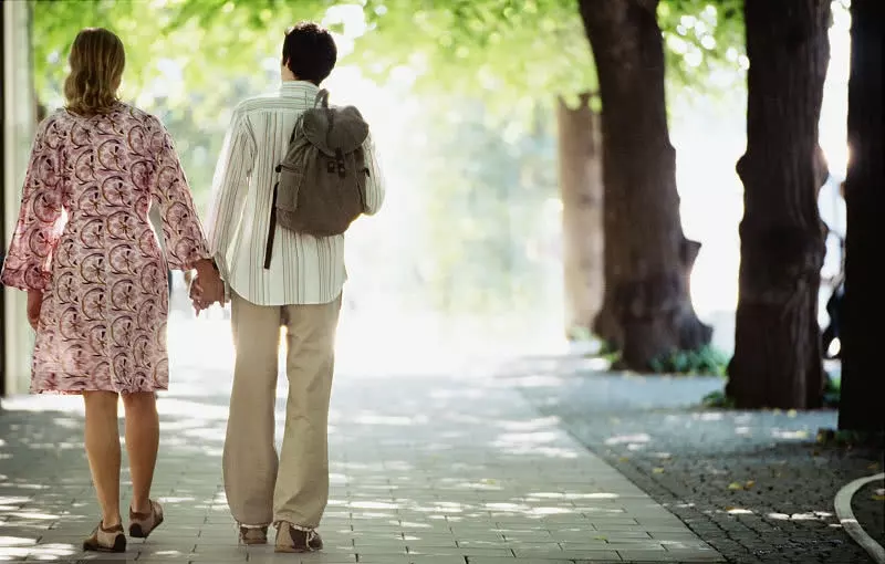 3、為什麼男子都說對自己妻子只有親情了呢？若是一個以婚男子准許仳離娶一個女人，他是至心的嗎？