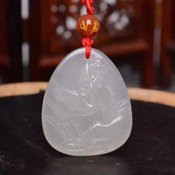 3、98屬虎今年佩戴什麼最合適:我是98年10月24日生的屬虎要佩戴什麼吊墜?
