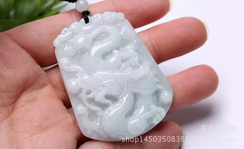 什麼屬相的人可以佩戴龍牌：屬鼠的人可以戴龍牌玉佩嗎