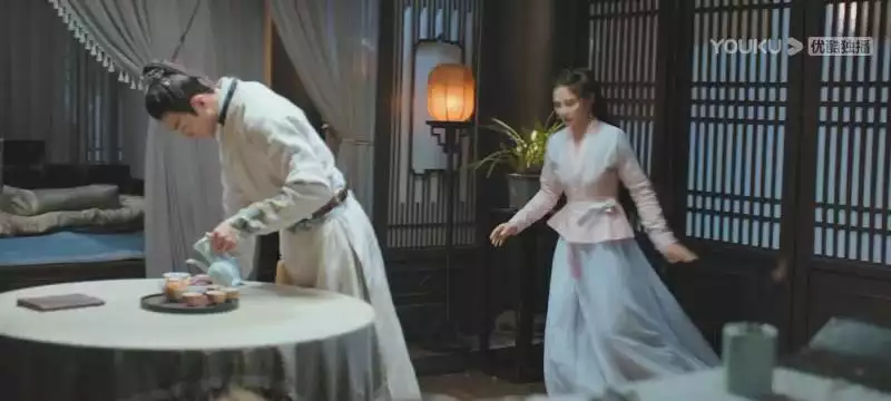 2、稱骨歌 女命 四兩三錢 有一句夫君重配 什麼意思？請懂的老師進來回答~