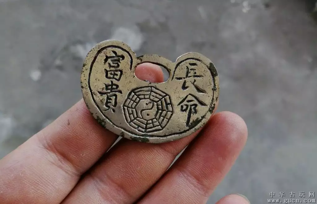 1、男蛇和女猴婚配天長地久指數多高:屬相婚配：男屬猴和女屬蛇相配嗎