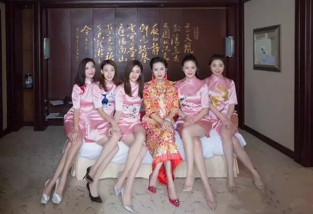 新娘屬狗伴娘屬相為啥要避開羊：屬狗的新娘可以找屬雞的做伴娘嗎