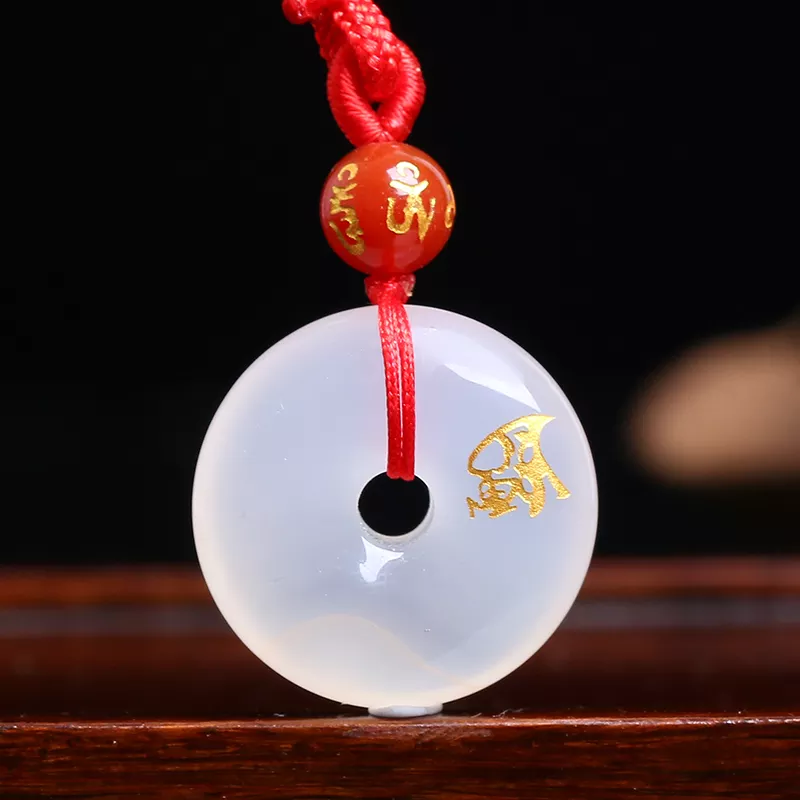 屬牛的應佩帶什麼屬相：屬牛的人佩帶什麼好