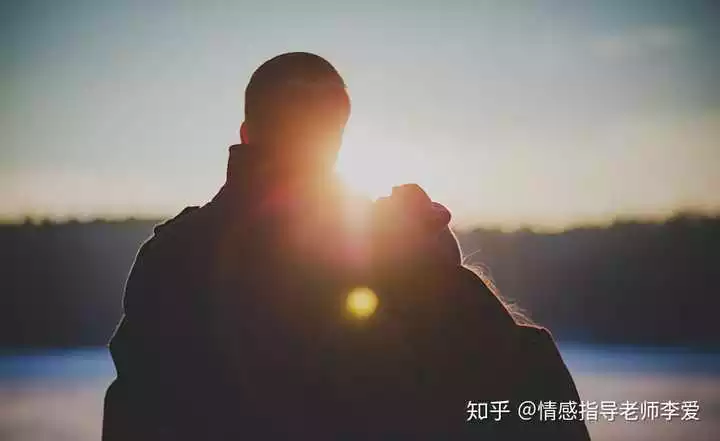 3、老公沒錢卻有小三倒貼:高智商問題，一個老公不花錢怎麼出軌。