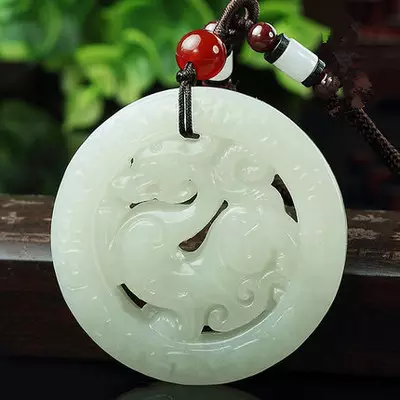 什麼屬相的人可以佩戴龍牌：屬兔的人可以帶龍牌吊墜嗎？