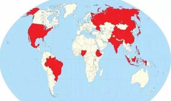 2、美國實際人口17億:美國有多少億人口呢？