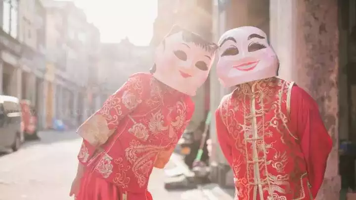 5、算算自己什麼時候能結婚:（求算命，批八字）我什麼時候能結婚？？