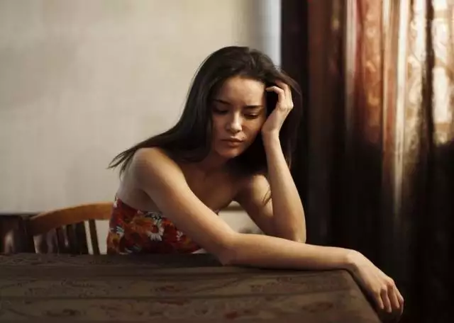 7、丈夫在外出軌為啥老婆得病:老公出軌會害老婆嗎