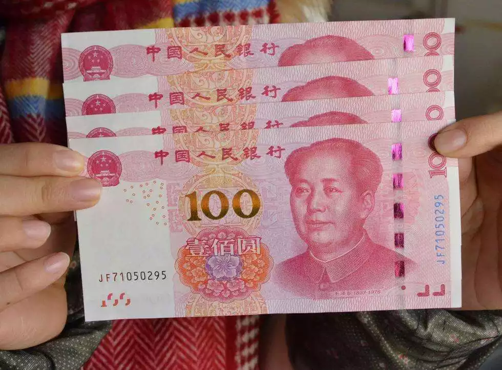 屬相雞陰曆11月好嗎：陰曆十一月生的屬雞男和屬什麼的相配