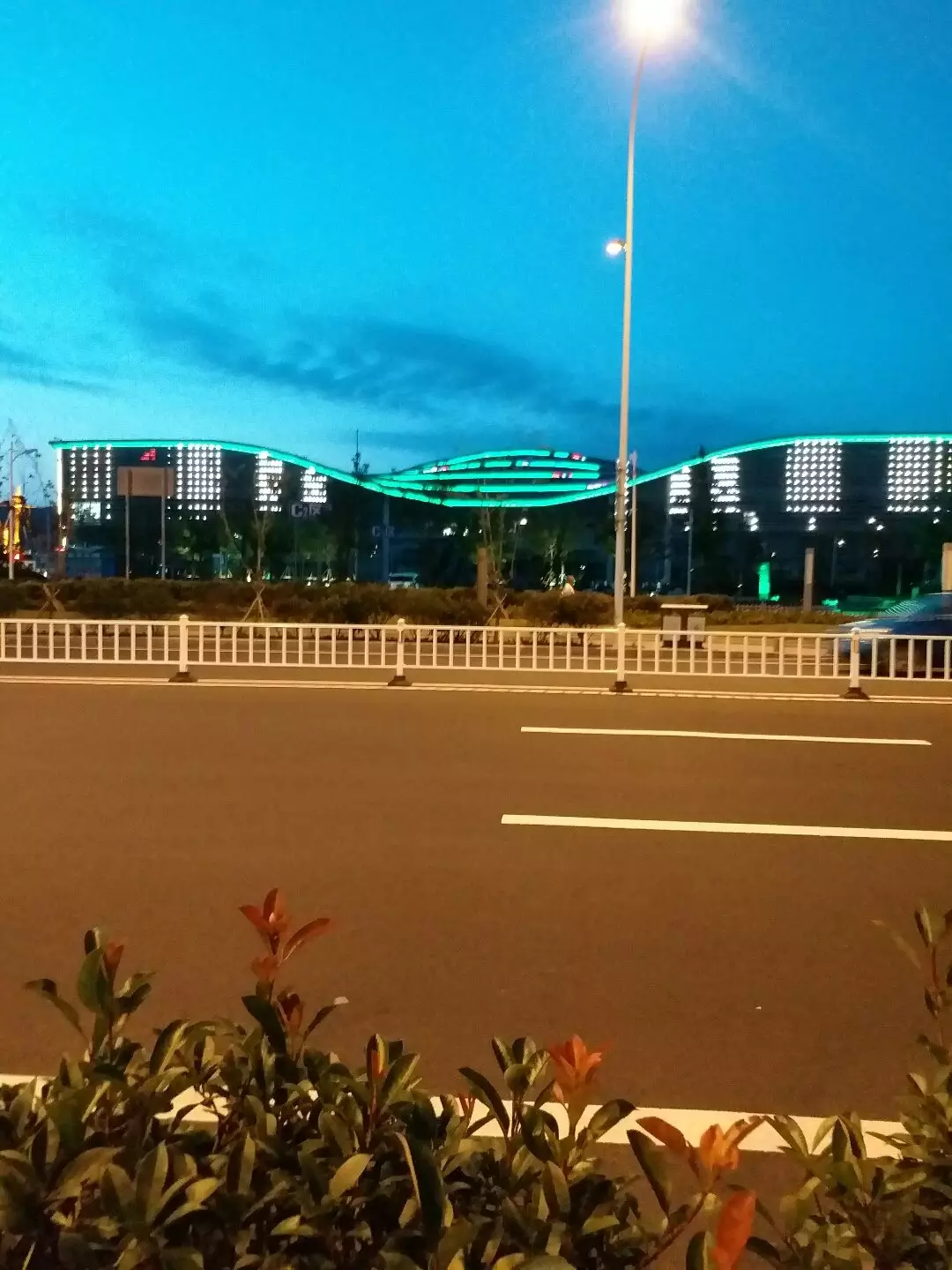 威海環翠區十二屬相街眼鏡店：威海那裡有晨光眼鏡店？