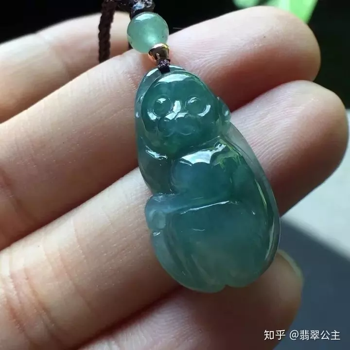 3、女屬鼠的佩戴什麼:屬鼠女的戴什麼好