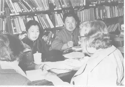 4、90年女與81年男婚配:女生屬馬的90年出生與81年出生屬雞的男生配嗎？