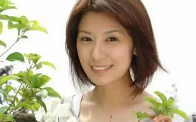 2、晚婚但婚姻好的女命:什麼女命晚婚比較好？