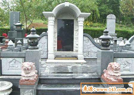墓碑的朝向有什麽讲究