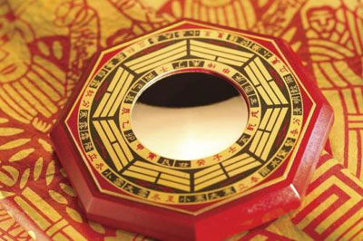 八字四柱神煞排盘，八字神煞哪些是好的？