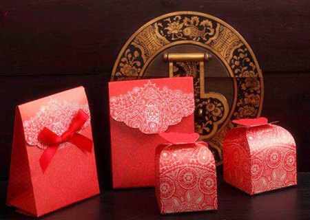 能嫁官员的女命八字