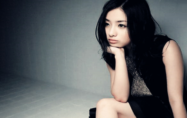 嫁不出去的八字 嫁不出去的八字