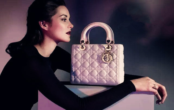 八字看什麽女人爱奢侈品