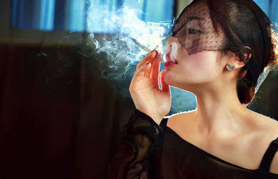 比劫格六神旺度女命