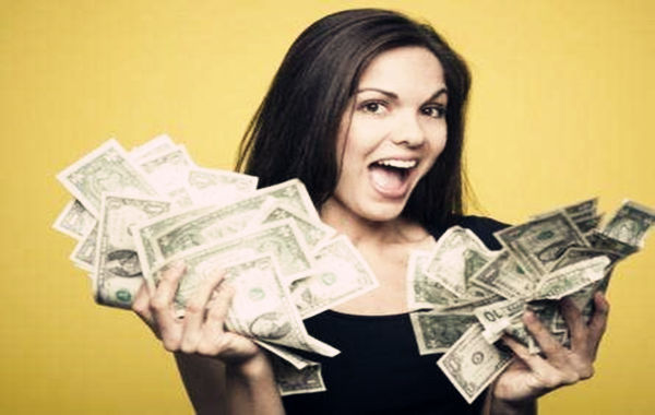 擅长理财的女人八字