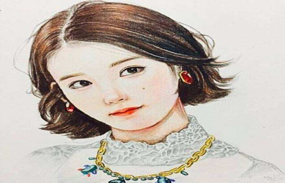 戌时出生女孩