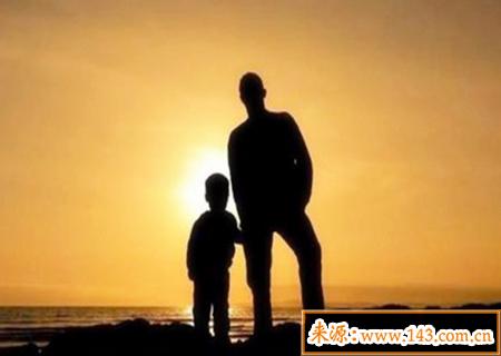 什麽样的八字克父 什麽样的八字克父