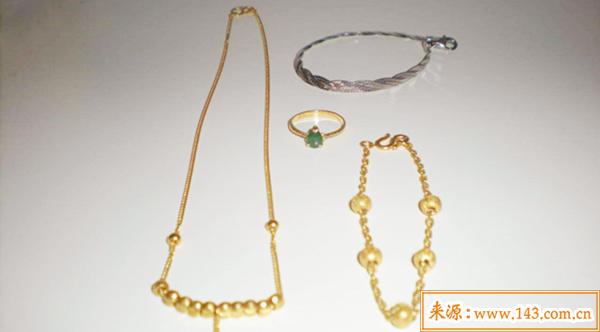 八字五行火旺缺金的人怎麽办