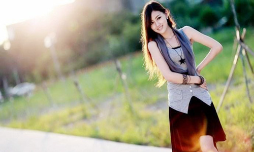 八字性格开朗的 八字性格开朗的