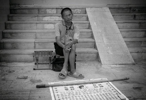 为什麽算八字的盲人比较多