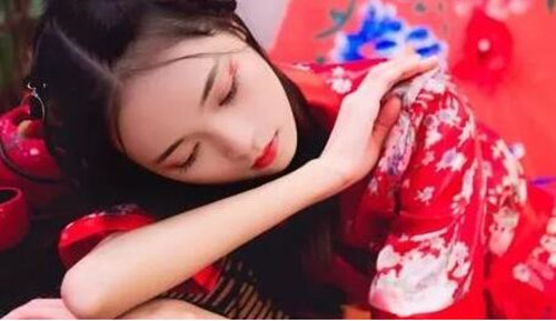 女命八字食神 女命八字食神