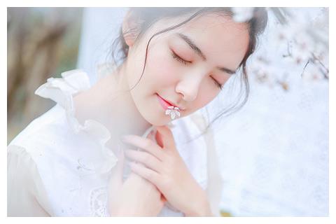八字老婆外遇