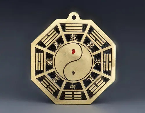 丙辰日柱的富贵八字
