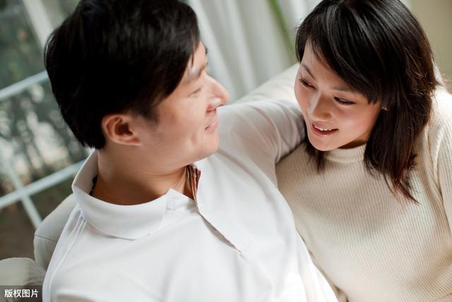 八字里能看出老公外遇吗