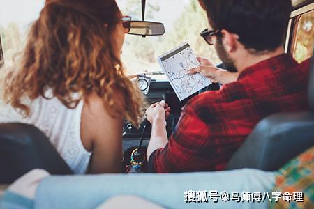 男性八字哪个代表有外遇