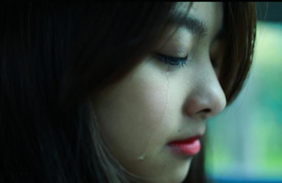 如何从八字看一个人外遇