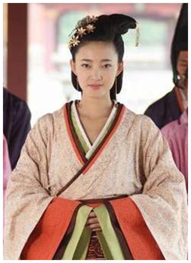 腰型暗藏命运玄机荣华富贵